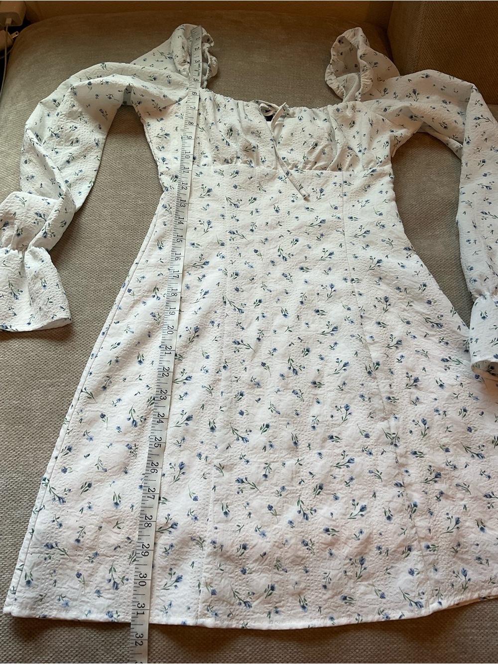 H&M Divided White with Blue Floral Square-Neck Mini Dress - Picture 9 of 14